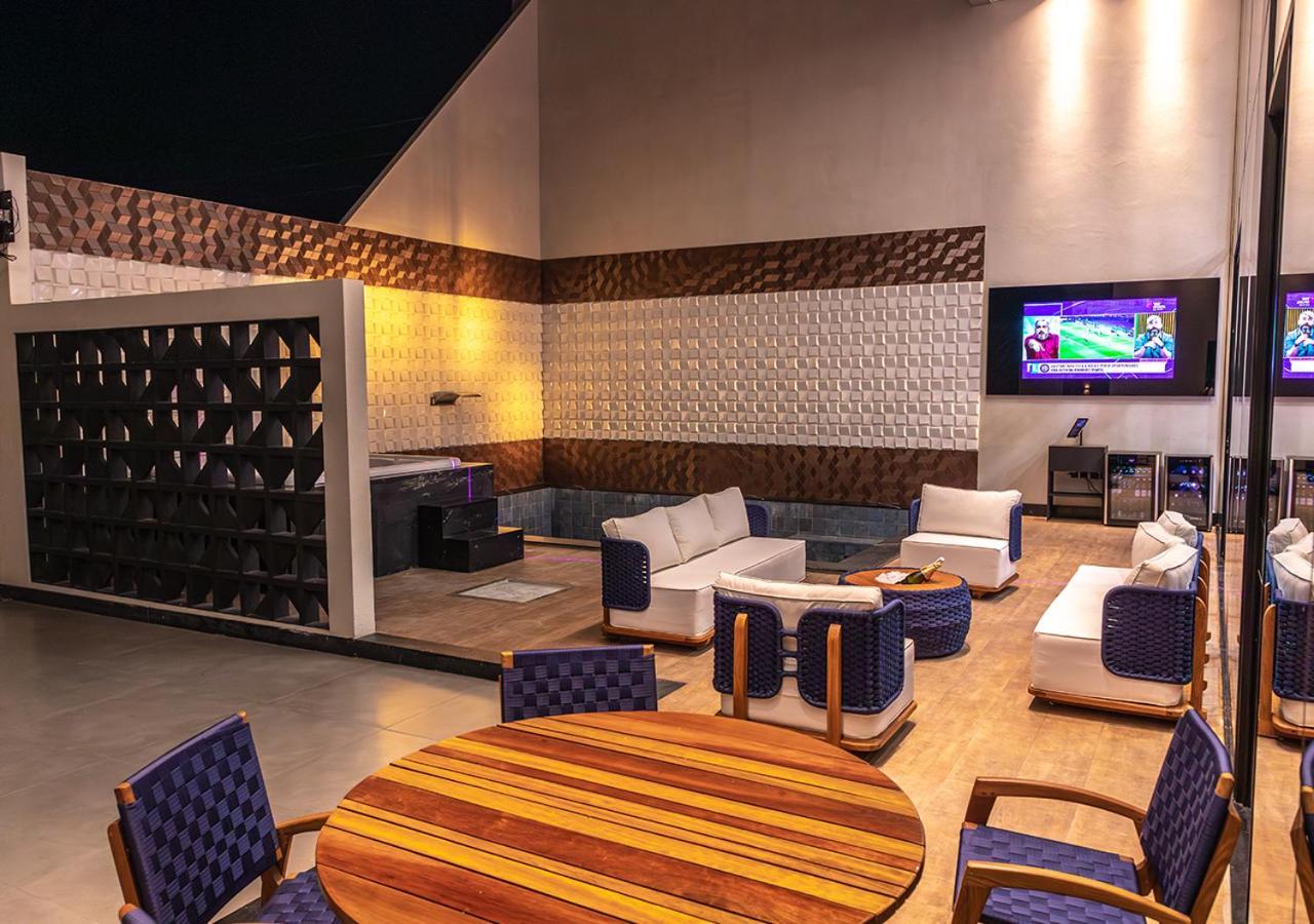 Dubai Motel Петролина Екстериор снимка