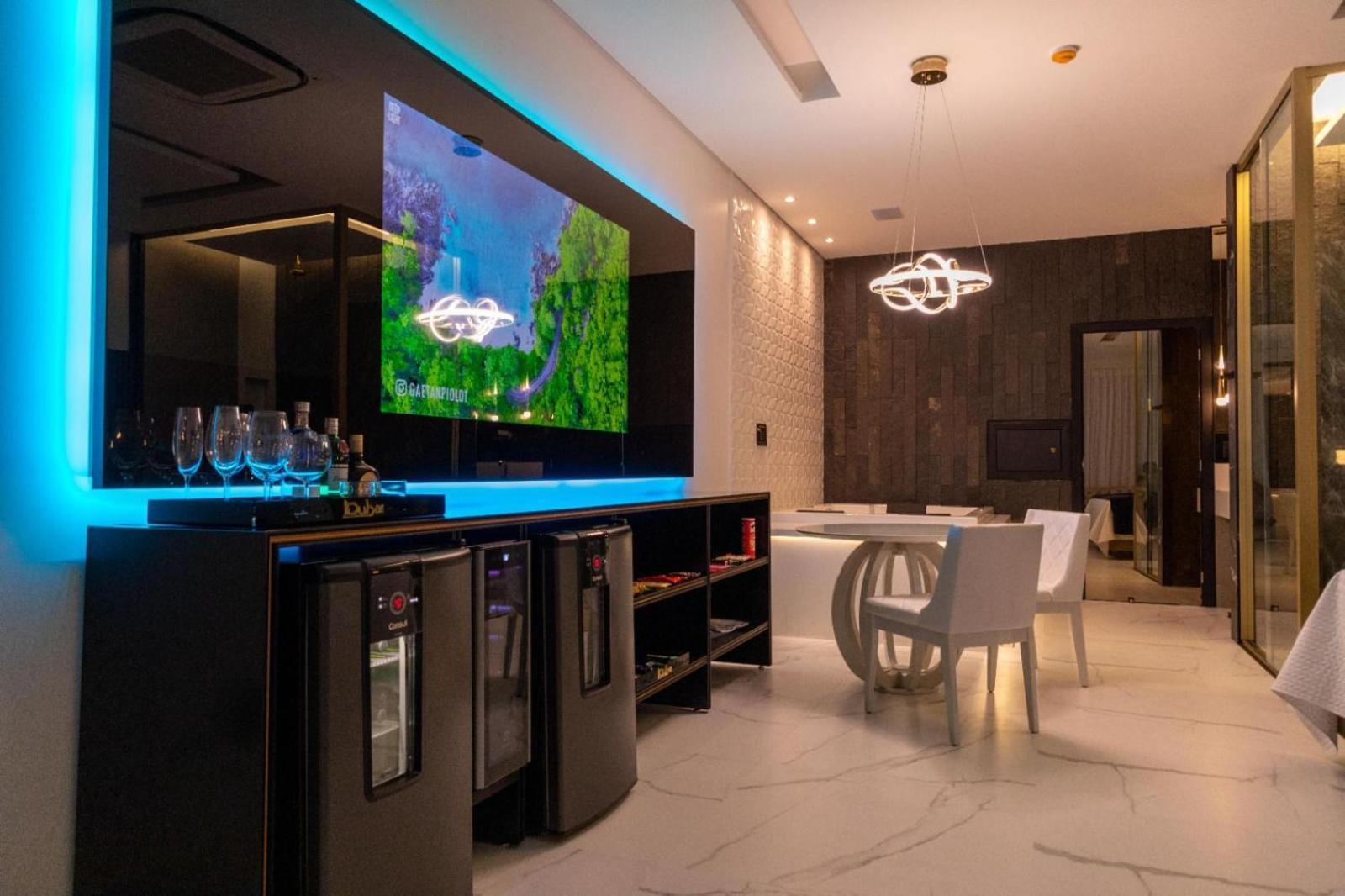 Dubai Motel Петролина Екстериор снимка
